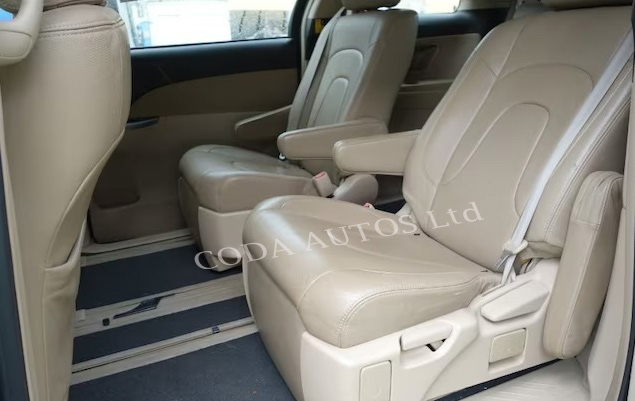 TOYOTA PREVIA